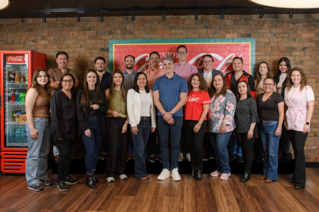 Coca Cola | LA COMPAÑÍA COCA-COLA ECUADOR RECIBIÓ EL DISTINTIVO ESR® 2025