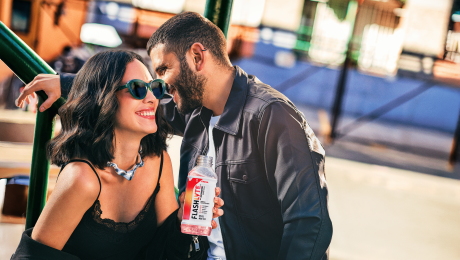 241123_CocaCola_03_Flashlyte_Street_0503_RGB_fresa_F (1)