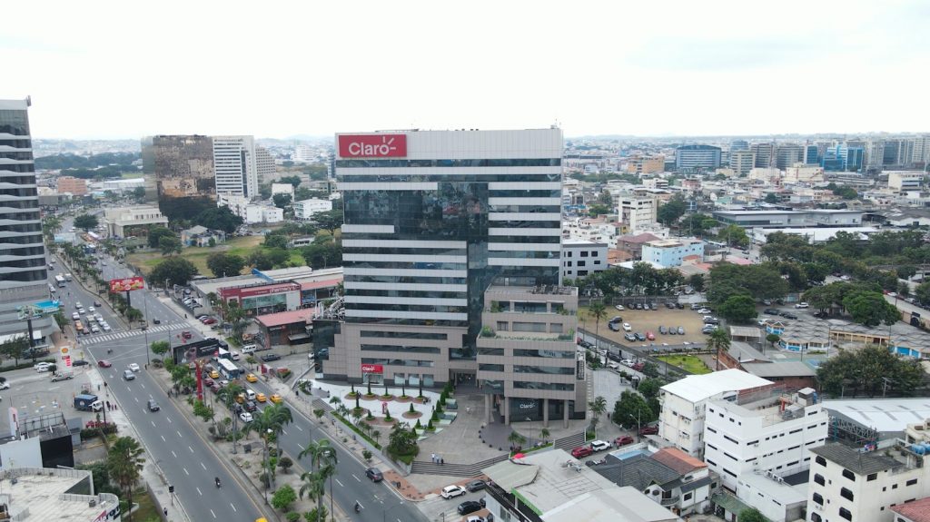 Claro reafirma su compromiso con el desarrollo de las telecomunicaciones para seguir conectando a Ecuador