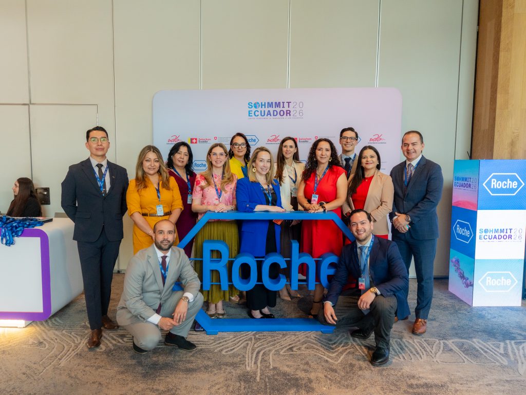 Roche | El 1er SOHMMIT Ecuador 2026 promovió soluciones técnicas para fortalecer la atención oncológica en el Ecuador