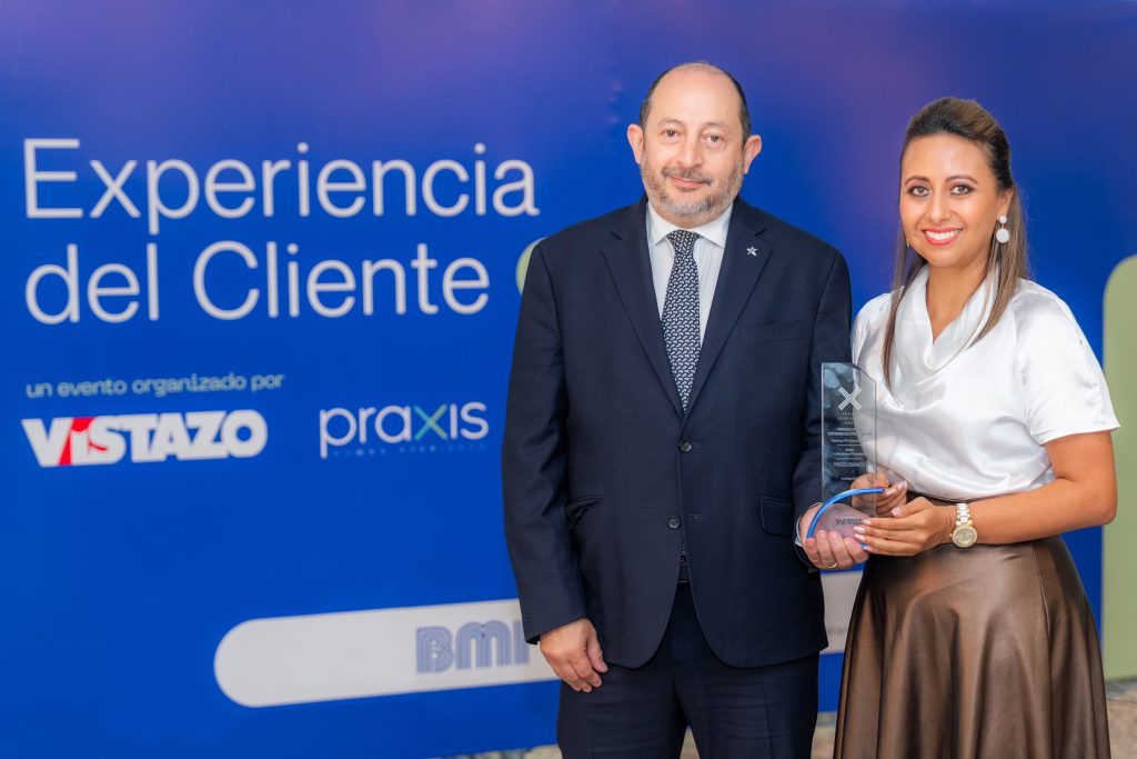 Produbanco I Produbanco reconocido como la Mejor Empresa en Experiencia del Cliente Ecuador 2026 del sector financiero