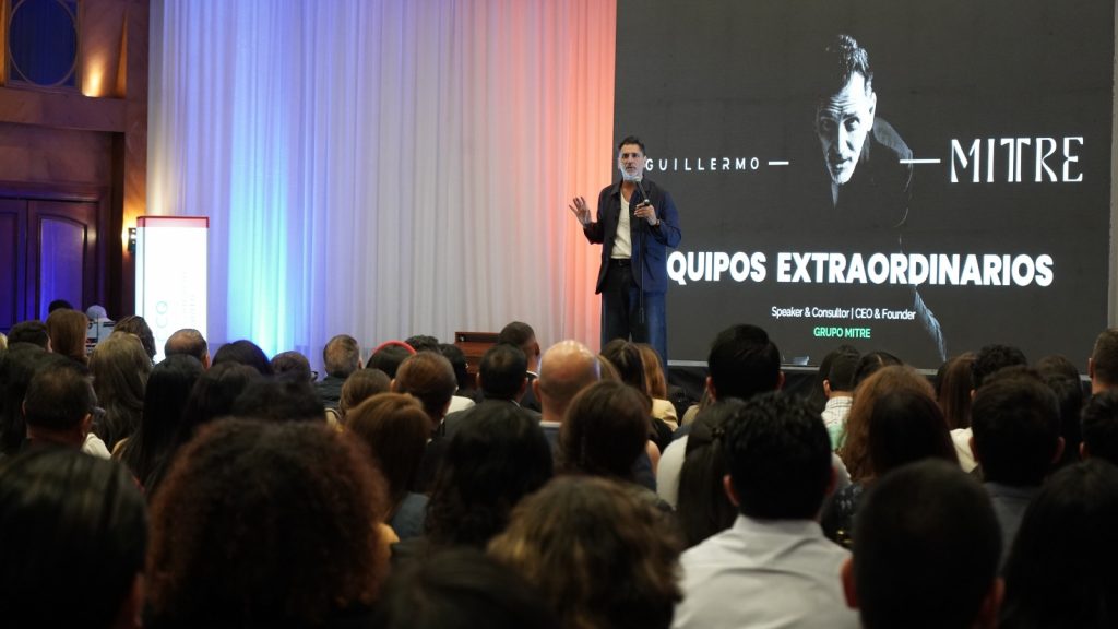 Más de 600 personas activaron su modo crack en el encuentro de técnicas de ventas para socios de de la CCQ